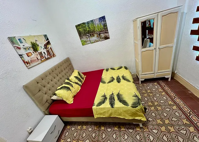 Un Studio Au Centre Ville De Tunis