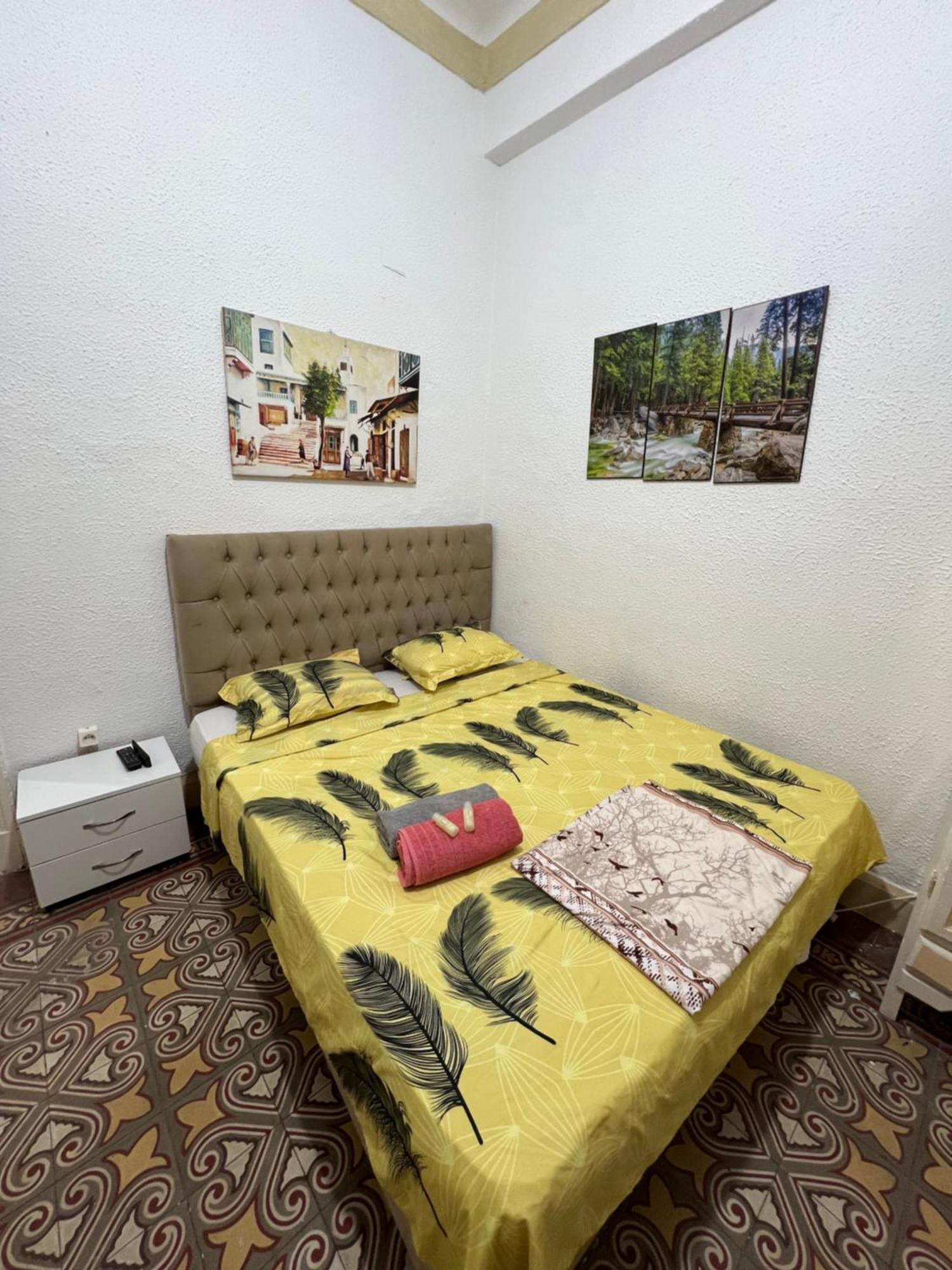 Un Studio Au Centre De * Tunis